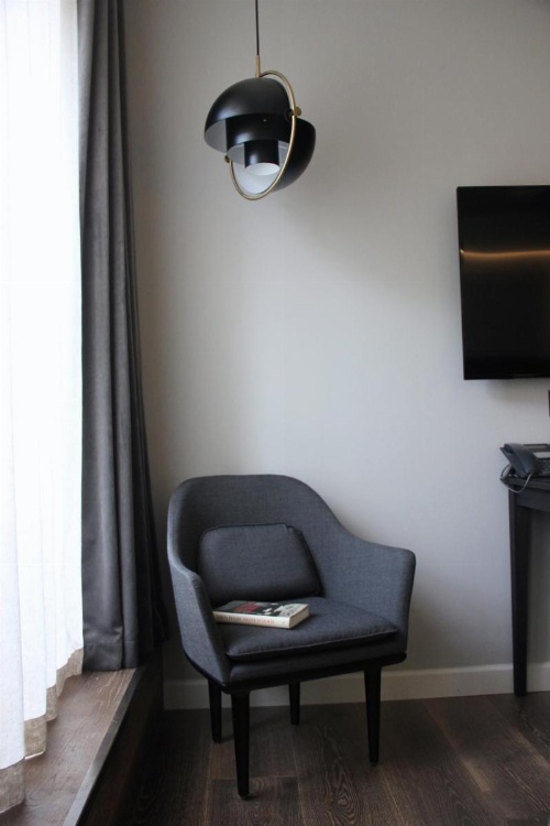 Ascot Hotel image 7